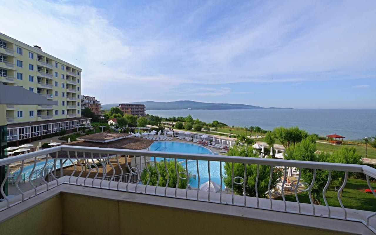 Hotel Perla Beach Luxury Primorsko Ngoại thất bức ảnh