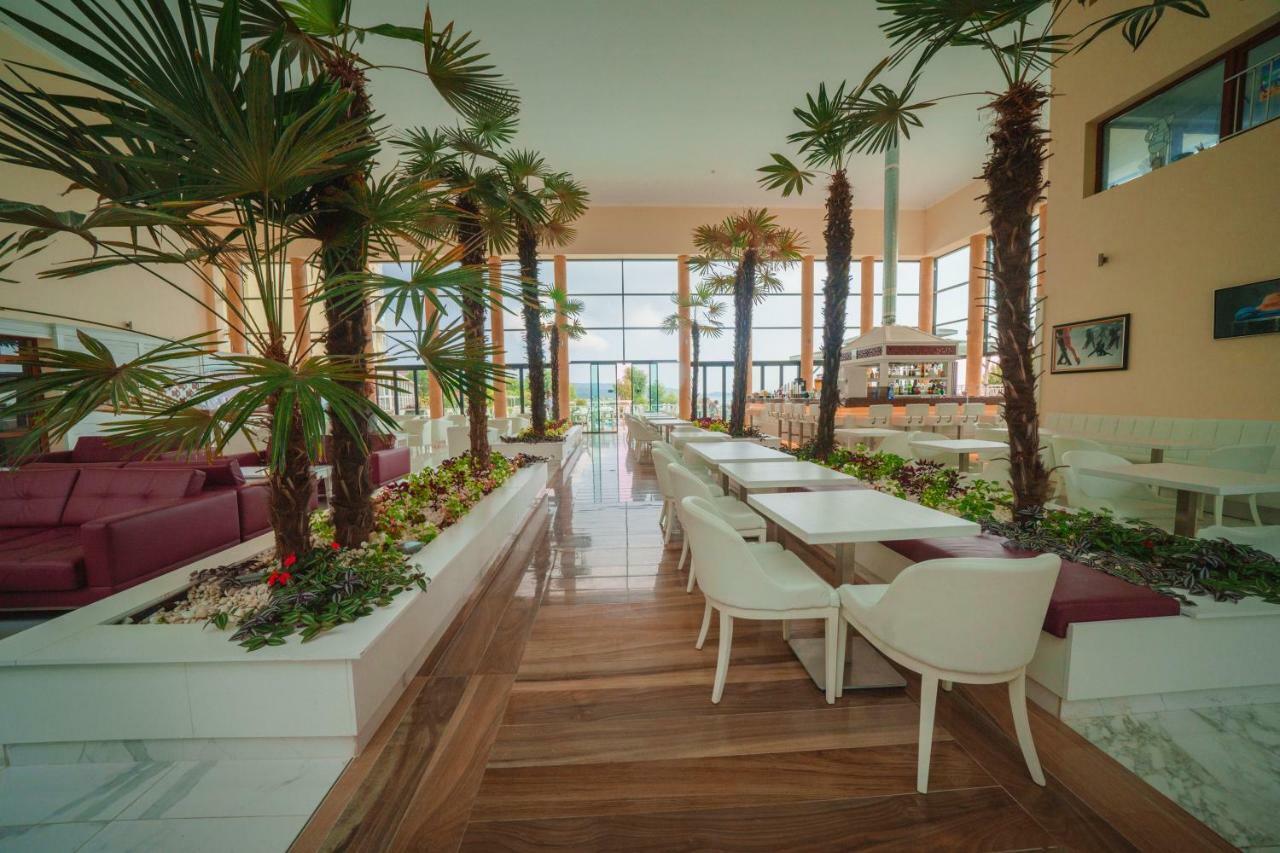 Hotel Perla Beach Luxury Primorsko Ngoại thất bức ảnh